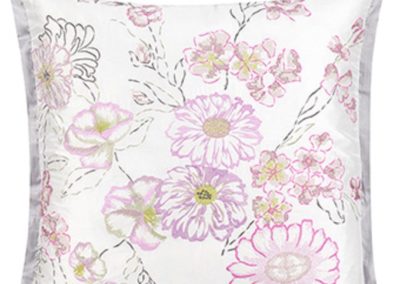 DESIGNERS GUILD ophelia-orchid-cushion-front-main 50 x 50cm